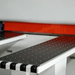 máy cưa bàn điều khiển bằng máy tính