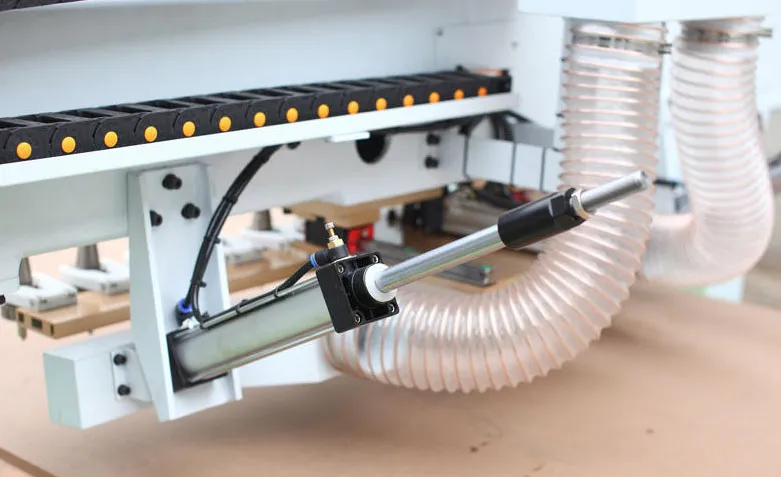 Máquina fresadora cnc para trabajar la madera wood laser engraving machine 24