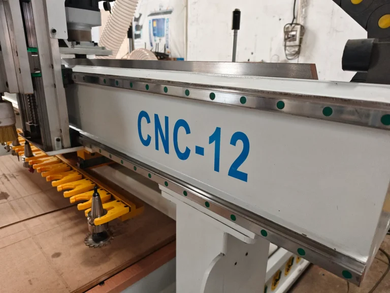 high speed atc cnc nesting machine with vacuum table